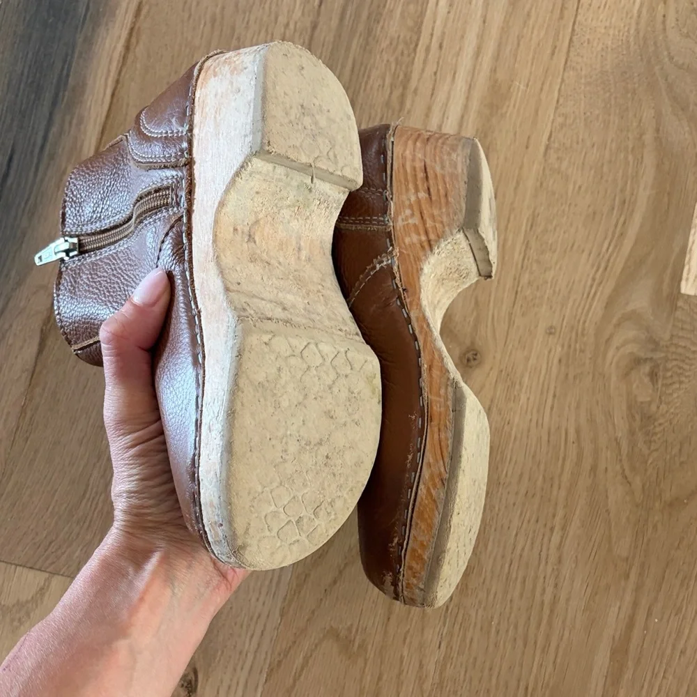 Girls Mabo Brown Leather Ankle Clogs - Zippered Comfort